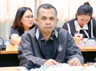 การประชุมขับเคลื่อนการปฏิบัติงานตามระบบการส่งเสริมสหกรณ์และกลุ่มเกษตรกรประจำเดือนธันวาคม 2568 ครั้งที่ 12/2568 ของสำนักงานสหกรณ์จังหวัดนครศรีธรรมราชเพื่อติดตามความก้าวหน้าผลการดำเนินโครงการตามแผนการปฏิบัติราชการ ประจำปีงบประมาณ พ.ศ.2569 การดำเนินงานตามนโ ... พารามิเตอร์รูปภาพ 12